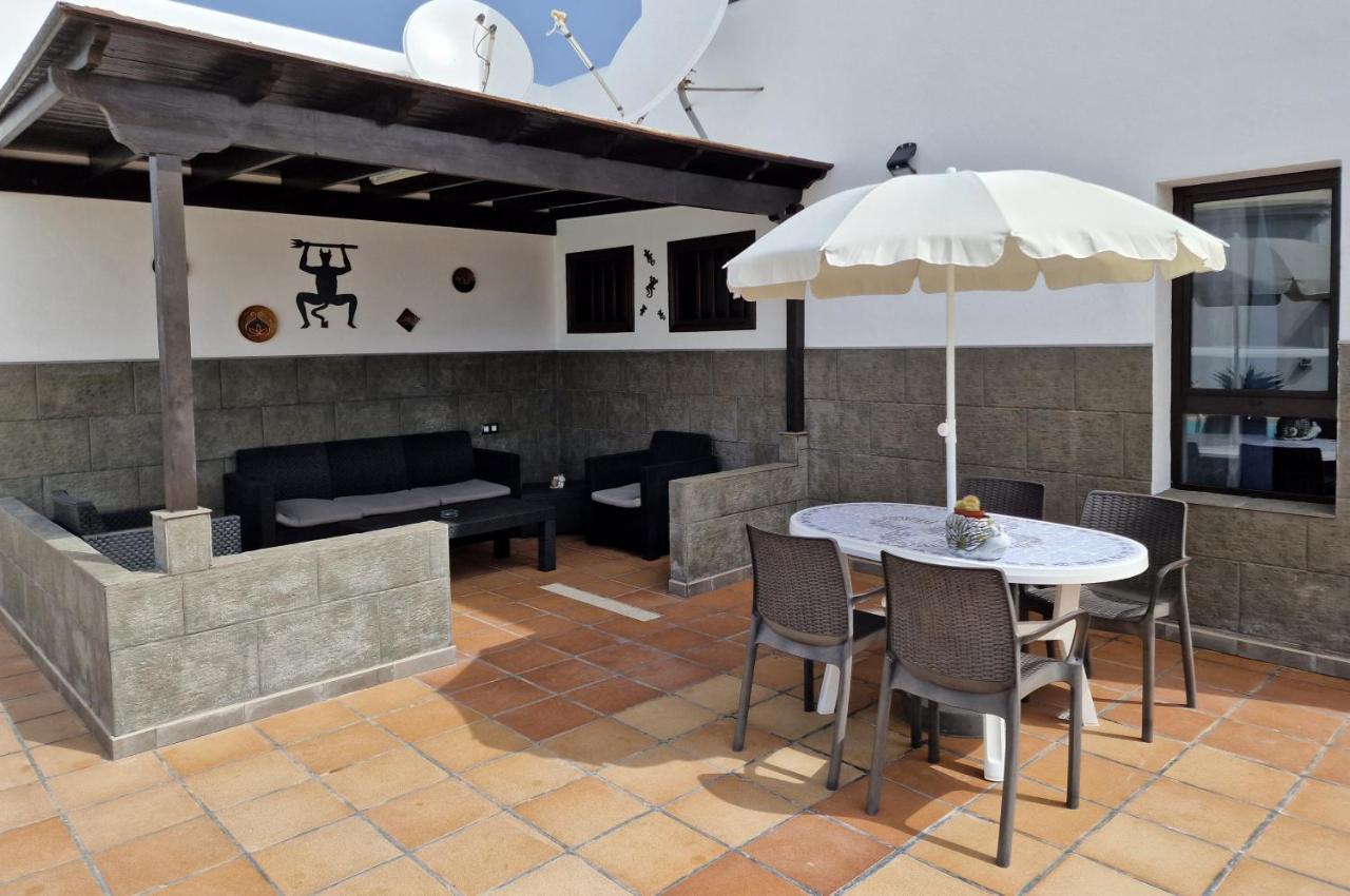 Villa Lola Playa Blanca  Exterior photo