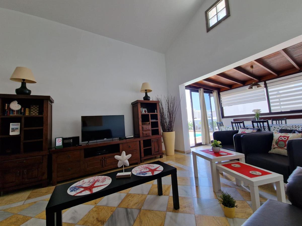 Villa Lola Playa Blanca  Exterior photo